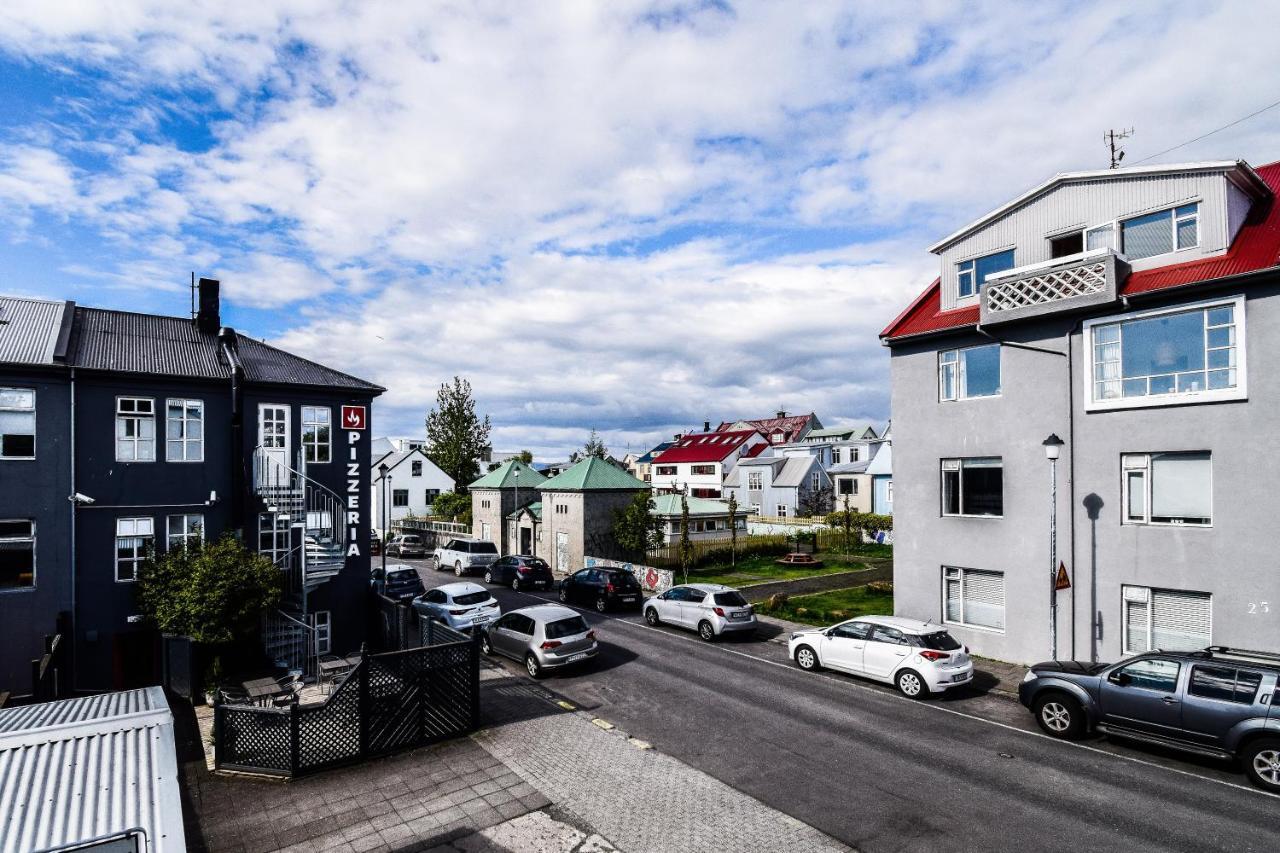 Guesthouse Andrea Рейкьявик Экстерьер фото